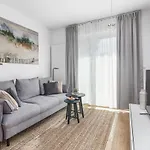 Poludniowa 14 By Renters * 드지비르지노